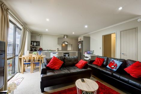 Photo of property in 31u2 Jones Crescent, Melville, Hamilton, 3206