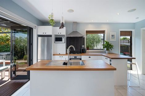 Photo of property in 7 Pandora Street, North New Brighton, Christchurch, 8083