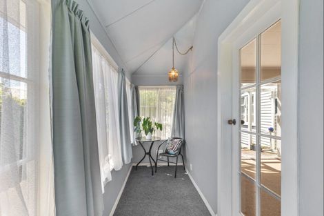 Photo of property in 4 Duke Street, Levin, 5510