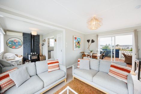 Photo of property in 7 Chaffey Street, Foxton Beach, Foxton, 4815