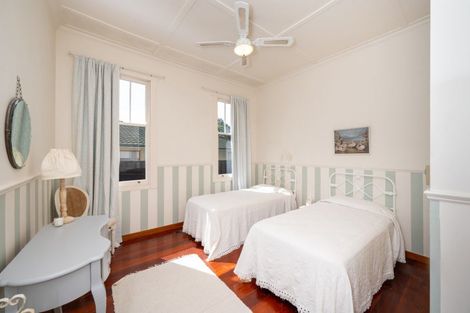 Photo of property in 210 Davis Street, Saint Leonards, Hastings, 4120