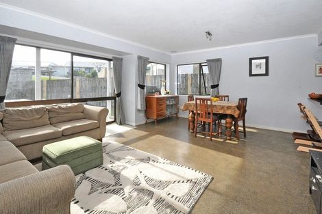Photo of property in 8a Walbrook Road, Manly, Whangaparaoa, 0930