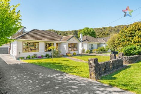 Photo of property in 13 Lees Grove, Wainuiomata, Lower Hutt, 5014