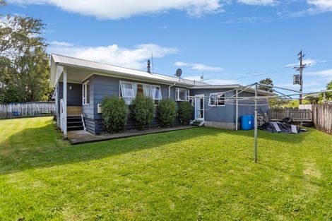 Photo of property in 98 Oxford Road, Okato, 4335