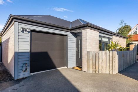 Photo of property in 2/14 Cotswold Avenue, Bishopdale, Christchurch, 8053