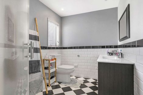 Photo of property in 1219 Papamoa Beach Road, Papamoa Beach, Papamoa, 3118