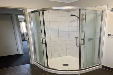 Photo of property in St Claire Village, 228/172 Mcleod Road, Te Atatu South, Auckland, 0610