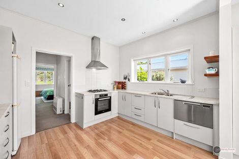 Photo of property in 1/49 Trafalgar Street, Waterloo, Lower Hutt, 5011