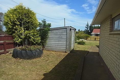 Photo of property in 21 Flower Street, Bulls, 4818