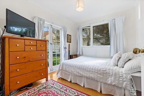 Photo of property in 1/45 Wolsley Avenue, Milford, Auckland, 0620