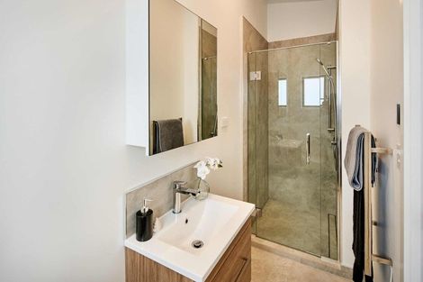 Photo of property in 323 Riverside Drive, Waterloo, Lower Hutt, 5011