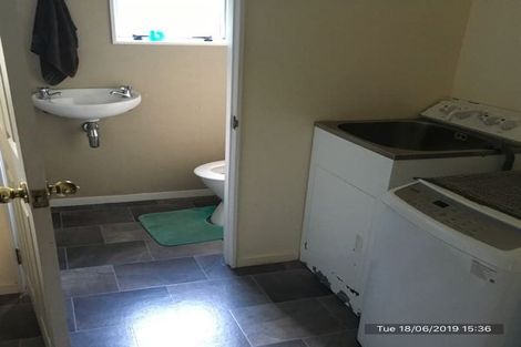Photo of property in 24d Chastudon Place, Tawa, Wellington, 5028