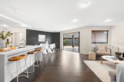 Photo of property in 99 Saint James Drive, Huntington, Hamilton, 3210