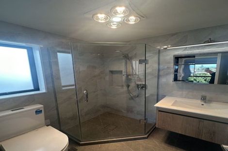 Photo of property in 8b Agathis Avenue, Mairangi Bay, Auckland, 0630