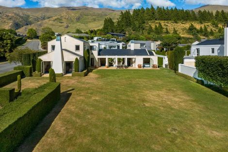 Photo of property in 29 Morrows Mead, Wanaka, 9305