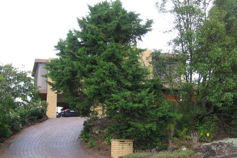 Photo of property in 2 Ava Avenue, Titirangi, Auckland, 0604