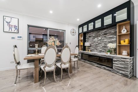 Photo of property in 21 Black Shed Road, Flat Bush, 2019