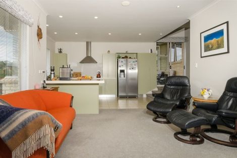 Photo of property in 39 Solan Drive, Waimauku, 0812