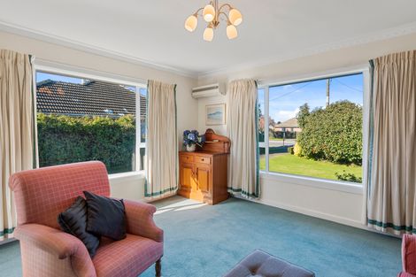 Photo of property in 88 Springs Road, Hornby, Christchurch, 8042