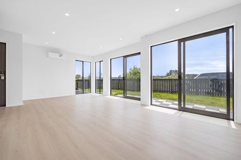 Photo of property in 18 Zadar Street, Kumeu, 0810