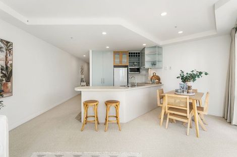 Photo of property in 29/12 Maunganui Road, Mount Maunganui, 3116