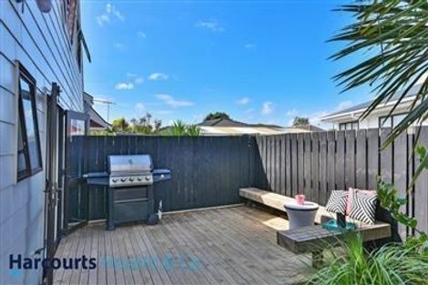 Photo of property in 9/61 Birdwood Avenue, Papatoetoe, Auckland, 2025