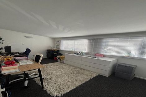 Photo of property in 808 East Coast Road, Oteha, Auckland, 0630