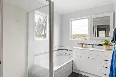 Photo of property in 61 Lavenham Road, Patutahi, Gisborne, 4072