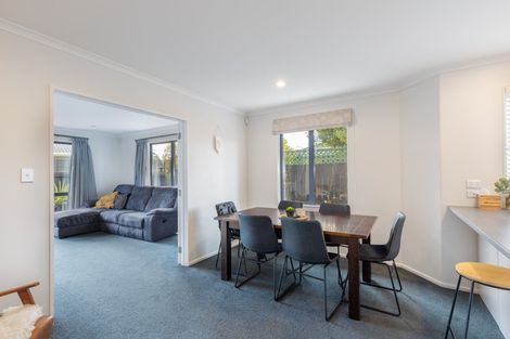 Photo of property in 2/178 Bowhill Road, New Brighton, Christchurch, 8083