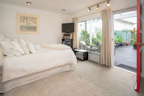 Photo of property in 12 Emmett Street, Newtown, Wellington, 6021