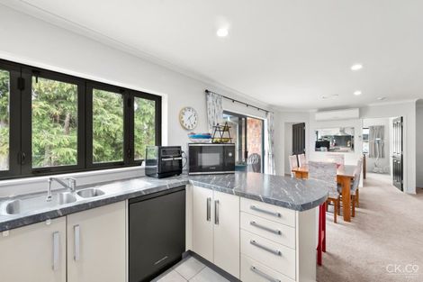 Photo of property in 4 Beechwood Way, Te Marua, Upper Hutt, 5018