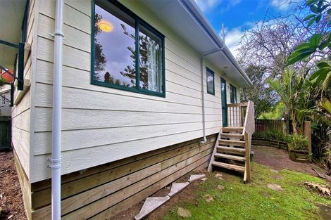 Photo of property in 15 Woodcote Drive, Glenfield, Auckland, 0629