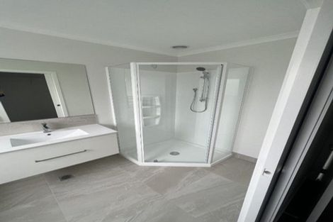 Photo of property in 23u3 Marjoriefield Mews, Fitzroy, Hamilton, 3282