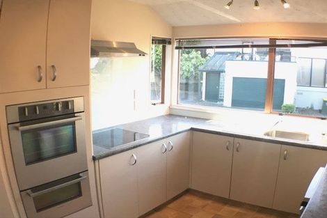 Photo of property in 4/165 Birkenhead Avenue, Birkenhead, Auckland, 0626