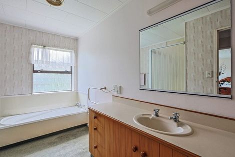 Photo of property in 50 Reynolds Road, Havelock North, 4130