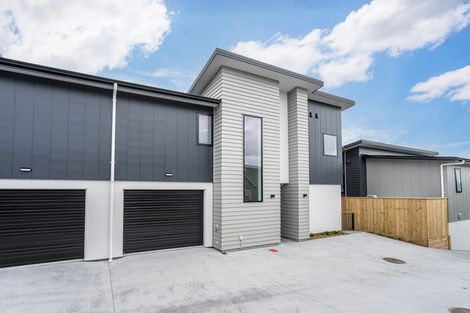 Photo of property in 8a Martin Road, Paraparaumu Beach, Paraparaumu, 5032