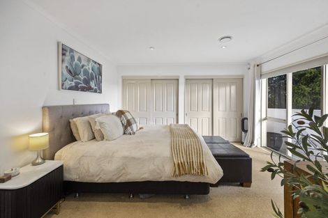 Photo of property in 1 Orlando Close, Frankleigh Park, New Plymouth, 4310