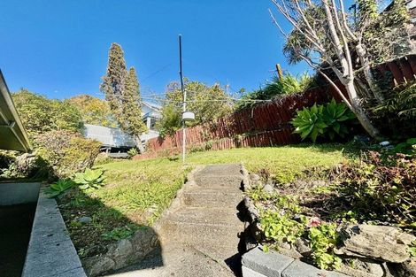 Photo of property in 1a Enfield Road, Hospital Hill, Napier, 4110