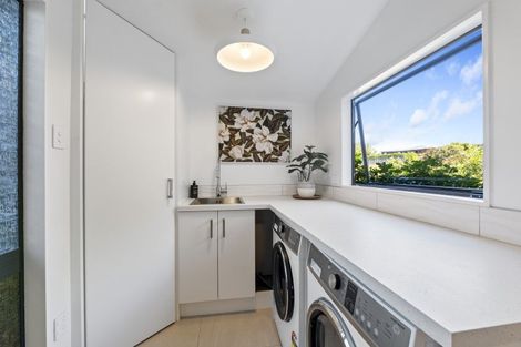 Photo of property in 12 Ridgewood Drive, Ridgewood, New Plymouth, 4371