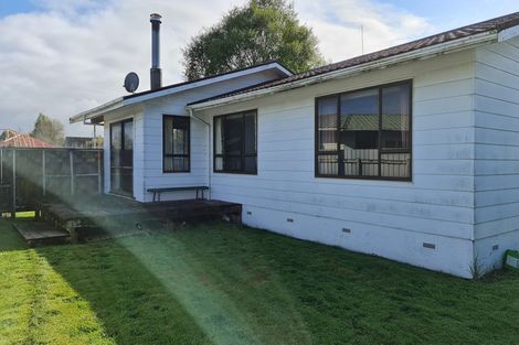 Photo of property in 16 Camden Place, Pukete, Hamilton, 3200