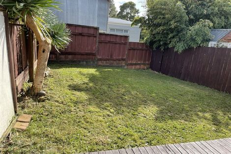 Photo of property in 2/21 Wanaka Place, Pakuranga Heights, Auckland, 2010