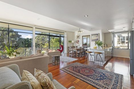 Photo of property in 74 Falkirk Avenue, Seatoun, Wellington, 6022