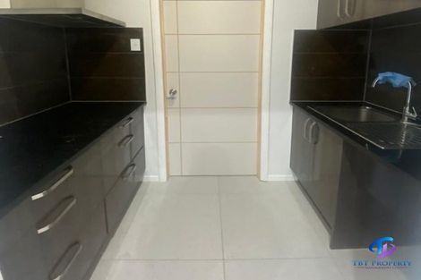 Photo of property in 36a Cambridge Terrace, Papatoetoe, Auckland, 2025