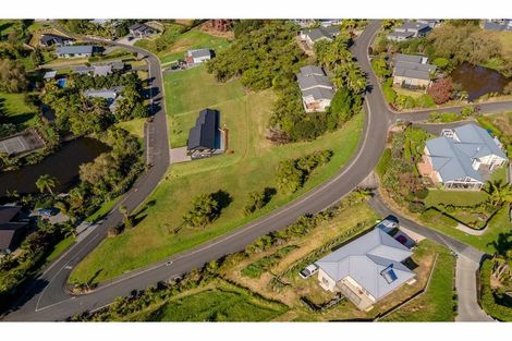 Photo of property in 25 Alderton Drive, Kerikeri, 0230