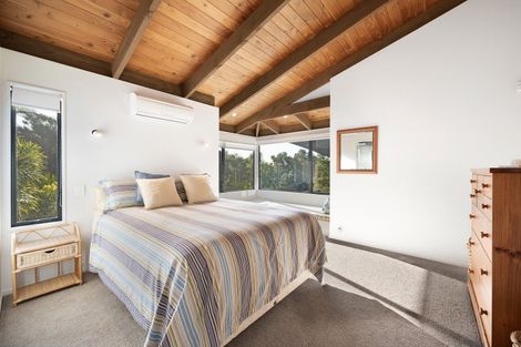 Photo of property in 14 Saint Anne Road, Waipu, 0582