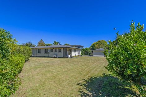 Photo of property in 11 Athlone Place, Hokowhitu, Palmerston North, 4410