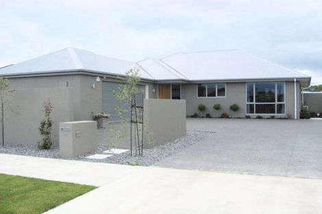 Photo of property in 10 Oratia Grove, Northwood, Christchurch, 8051