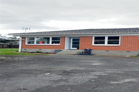 Photo of property in 1/42-44 Opaheke Road, Opaheke, Papakura, 2113