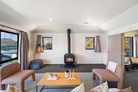 Photo of property in 5 Gum Lane, Queenstown, 9300