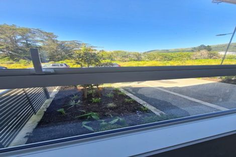 Photo of property in 28 Pateke Drive, Kenepuru, Porirua, 5022